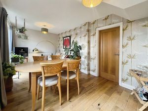 Photo 16- click for photo gallery